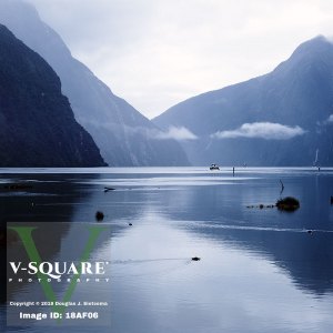 18AF06 - Milford Sound, New Zealand