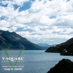 18AH06 - Lake Wakatipu, New Zealand